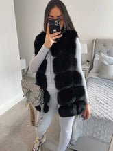 Načítať obrázok do zobrazovača galérie, Dámska hustá pravá kožušinová vesta z líšky "JULY" Clothing Topkozuchy.sk