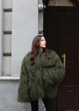 Načítať obrázok do zobrazovača galérie, Dámsky luxusný mongolský pravý kožuch "RUE" Clothing Topkozuchy.sk