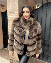 Načítať obrázok do zobrazovača galérie, Dámsky pravý kožuch z líšky s golierom "TALY" Clothing Topkozuchy.sk
