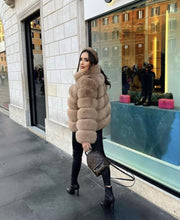 Načítať obrázok do zobrazovača galérie, Dámsky pravý kožuch z líšky s golierom "TALY" Clothing Topkozuchy.sk