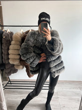 Načítať obrázok do zobrazovača galérie, Dámsky pravý kožuch z líšky s kapucňou 6v1 "HOODY" Clothing Topkozuchy.sk