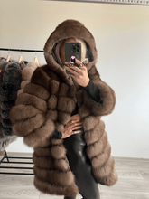Načítať obrázok do zobrazovača galérie, Dámsky pravý kožuch z líšky s kapucňou 6v1 "HOODY" Clothing Topkozuchy.sk