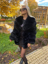 Načítať obrázok do zobrazovača galérie, Dámsky pravý kožuch z polárnej líšky "GLOW" Clothing Topkozuchy.sk