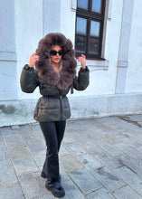 Načítať obrázok do zobrazovača galérie, Dámska páperová bunda “AMIA” Dámska bunda s pravou kožušinou Topkožuchy.sk