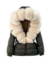Načítať obrázok do zobrazovača galérie, Dámska páperová bunda “AMIA” Dámska bunda s pravou kožušinou Topkožuchy.sk
