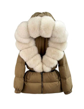 Načítať obrázok do zobrazovača galérie, Dámska páperová bunda “AMIA” Dámska bunda s pravou kožušinou Topkožuchy.sk