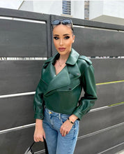 Načítať obrázok do zobrazovača galérie, Dámska štýlová pravá kožená bunda "AUSTIN" Dámska kožená bunda Topkozuchy.sk