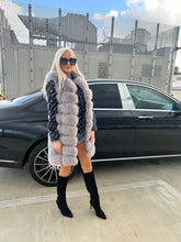 Načítať obrázok do zobrazovača galérie, Dámska pravá kožušinová vesta z polárnej líšky "DAISY" Topkozuchy.sk