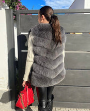 Načítať obrázok do zobrazovača galérie, Dámska štýlová pravá kožušinová vesta “GUES” Topkožuchy.sk