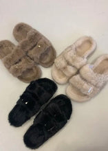 Načítať obrázok do zobrazovača galérie, Dámske pravé kvalitné kožušinové šlapky z norky "PRFCT" Dámske šlapky Topkozuchy.sk