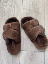 Načítať obrázok do zobrazovača galérie, Dámske pravé kvalitné kožušinové šlapky z norky "PRFCT" Dámske šlapky Topkozuchy.sk