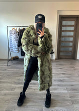 Načítať obrázok do zobrazovača galérie, Dámsky pravý oversize kožuch z líšky "GIOVANY" Dámsky kabát s pravou kožušinou Topkozuchy.sk