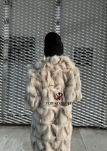 Načítať obrázok do zobrazovača galérie, Dámsky pravý oversize kožuch z líšky "GIOVANY" Dámsky kabát s pravou kožušinou Topkozuchy.sk