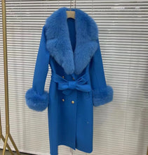 Načítať obrázok do zobrazovača galérie, Dámsky kabat z vlny a kašmíru “PIECE” Topkožuchy.sk