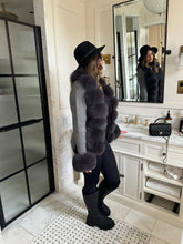 Načítať obrázok do zobrazovača galérie, Dámsky kardigán s pravou kožušinou z líšky "DEBBIE" Topkozuchy.sk