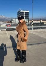 Načítať obrázok do zobrazovača galérie, Dámsky kabat z vlny a kašmíru “LEON” Damsky kasmirovy kabat Topkozuchy.sk