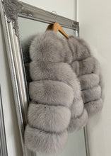 Načítať obrázok do zobrazovača galérie, Dámsky pravý kožuch z líšky "SWEETGIRL" Dámsky kožuch líška Topkozuchy.sk