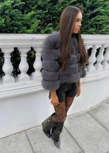 Načítať obrázok do zobrazovača galérie, Dámsky pravý kožuch z líšky "SWEETGIRL" Dámsky kožuch líška Topkozuchy.sk