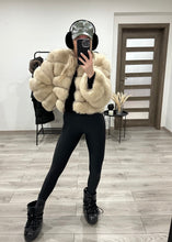 Načítať obrázok do zobrazovača galérie, Dámsky pravý kožuch z líšky "SWEETGIRL" Dámsky kožuch líška Topkozuchy.sk