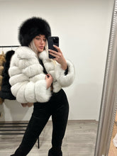 Načítať obrázok do zobrazovača galérie, Dámsky pravý kožuch z polárnej líšky na zips "COCO" Dámsky kožuch z líšky Topkozuchy.sk