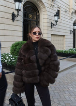 Načítať obrázok do zobrazovača galérie, Dámsky luxusný kožuch z líšky “AURA” Topkožuchy.sk