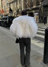 Načítať obrázok do zobrazovača galérie, Dámsky mongolský pravý kožuch “CAVALY” Dámsky luxusný pravý kožuch Topkozuchy.sk