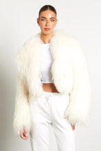 Načítať obrázok do zobrazovača galérie, Dámsky mongolský pravý kožuch “CAVALY” Topkožuchy.sk