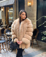 Načítať obrázok do zobrazovača galérie, Dámsky hustý luxusný pravý kožuch z líšky "LEILA" Dámsky pravy kožuch z líšky Topkozuchy.sk
