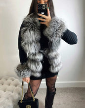 Načítať obrázok do zobrazovača galérie, Dámsky svetrík s pravou kožušinou z líšky DEBBIE Topkozuchy.sk