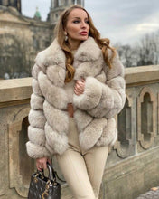 Načítať obrázok do zobrazovača galérie, Luxusný kožuch z líšky “BAKARAT” Topkožuchy.sk