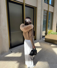 Načítať obrázok do zobrazovača galérie, Pletená kardigán na zips s kožušinovou kapucňou "LUMIA" Topkozuchy.sk