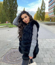 Načítať obrázok do zobrazovača galérie, Dámska hustá pravá kožušinová vesta z líšky JULY Clothing Topkozuchy.sk