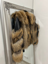 Načítať obrázok do zobrazovača galérie, Dámska pravá kožená bunda s pravou kožušinou z mývala ZENDAYA Clothing Topkozuchy.sk