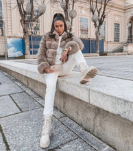 Načítať obrázok do zobrazovača galérie, Dámsky pravý kožuch z líšky s golierom TALY Clothing Topkozuchy.sk