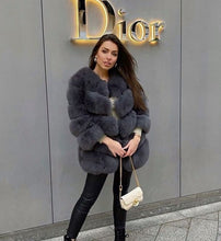 Načítať obrázok do zobrazovača galérie, Dámsky pravý kožuch z polárnej líšky GLOW Clothing Topkozuchy.sk