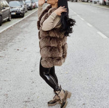 Načítať obrázok do zobrazovača galérie, Dámska hustá pravá kožušinová vesta z líšky JULY Topkozuchy.sk