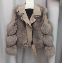 Načítať obrázok do zobrazovača galérie, Dámska kožená bunda s pravou kožušinou LADY Dámska kožená bunda s kožušinou Topkozuchy.sk