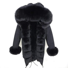 Načítať obrázok do zobrazovača galérie, Dámska zimná nepremokavá párka s pravou kožušinou EMILY Dámska parka Topkozuchy.sk