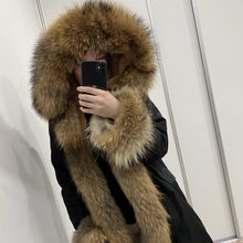 Načítať obrázok do zobrazovača galérie, Dámska zimná nepremokavá párka s pravou kožušinou EMILY Dámska parka Topkozuchy.sk