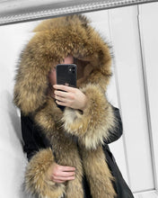 Načítať obrázok do zobrazovača galérie, Dámska zimná nepremokavá párka s pravou kožušinou EMILY Dámska parka Topkozuchy.sk
