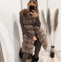 Načítať obrázok do zobrazovača galérie, Dámska pravá kožušinová vesta z polárnej líšky DAISY Topkozuchy.sk