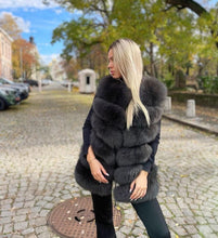 Načítať obrázok do zobrazovača galérie, Dámska štýlová pravá kožušinová vesta “GUES” Topkožuchy.sk