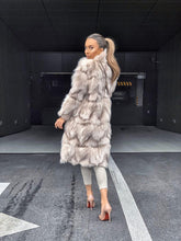 Načítať obrázok do zobrazovača galérie, Dámsky pravý oversize kožuch z líšky GIOVANY Dámsky kabát s pravou kožušinou Topkozuchy.sk