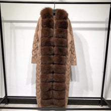 Načítať obrázok do zobrazovača galérie, Dámsky kardigán s bohatým golierom s pravou kožušinou HIGHLY Dámsky kardigán s pravou kožušinou Topkozuchy.sk