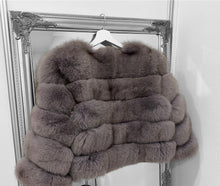 Načítať obrázok do zobrazovača galérie, Pravy dámsky kožuch z líšky SWEETGIRL Dámsky kožuch líška Topkozuchy.sk