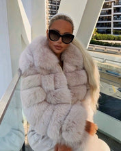 Načítať obrázok do zobrazovača galérie, Dámsky pravý kožuch z polárnej líšky na zips COCO Dámsky kožuch z líšky Topkozuchy.sk