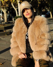 Načítať obrázok do zobrazovača galérie, Dámsky hustý luxusný pravý kožuch z líšky LEILA Dámsky pravy kožuch z líšky Topkozuchy.sk