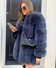 Načítať obrázok do zobrazovača galérie, Dámsky hustý luxusný pravý kožuch z líšky LEILA Dámsky pravy kožuch z líšky Topkozuchy.sk