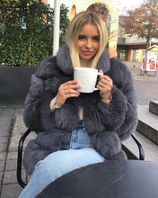 Načítať obrázok do zobrazovača galérie, Dámsky pravý kožuch z líšky s golierom TALI Topkozuchy.sk