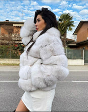 Načítať obrázok do zobrazovača galérie, Dámsky pravý kožuch z líšky s golierom TALI Topkozuchy.sk